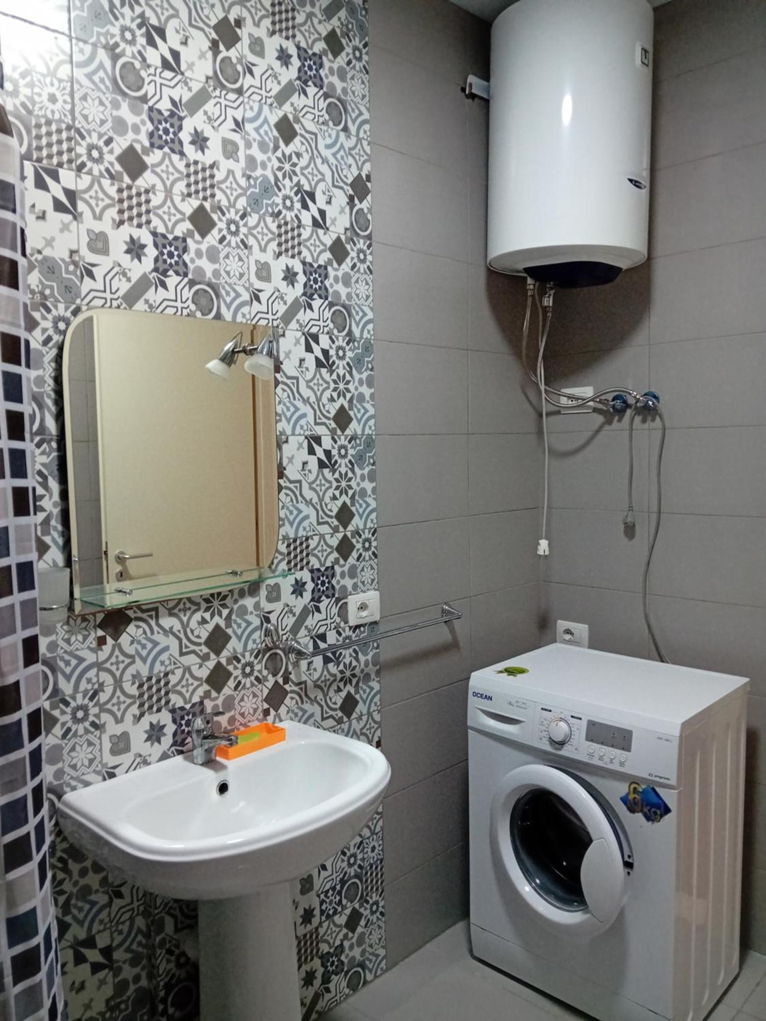 Brajan Tirona Apartament *